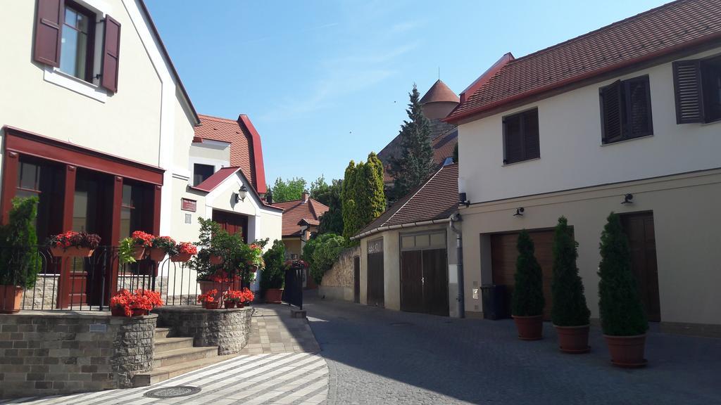 Orchidea Apartman Eger Exterior foto